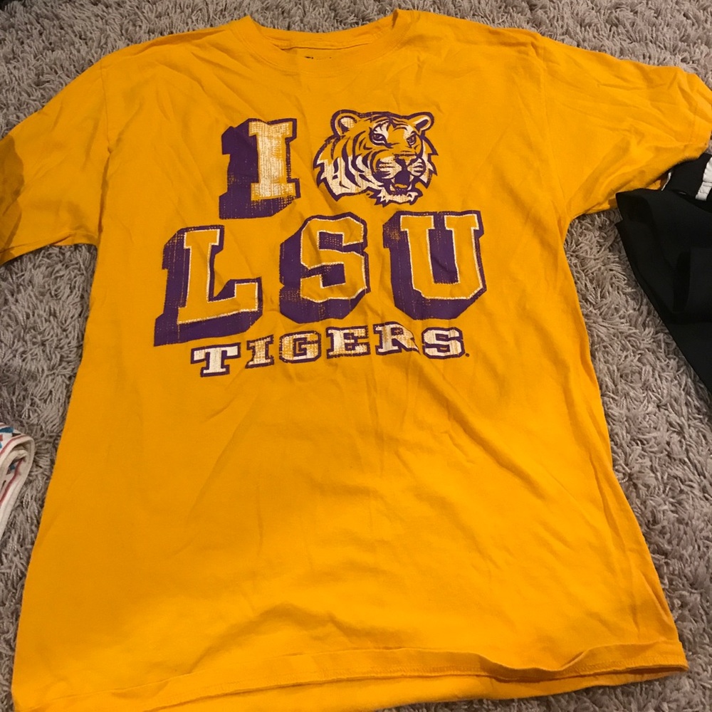 Lsu T-shirt!